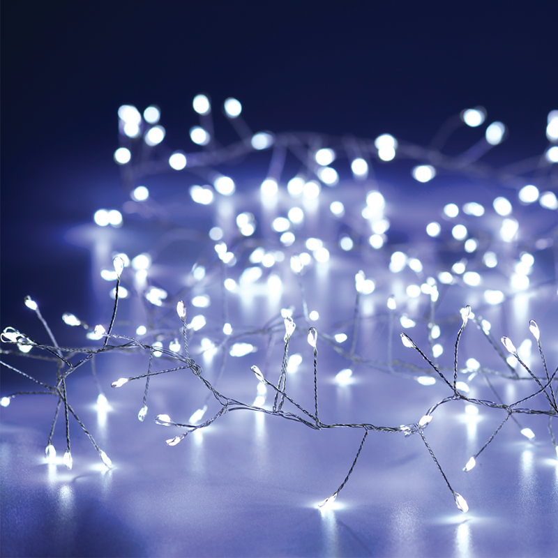50 CLUSTER LED ΛΑΜΠΑΚ ΣΕΙΡΑ ΨΥΧΡΟ ΛΕΥΚΟ ΑΣΗΜΙ ΚΑΛΩΔ ΧΑΛΚΟΥ & ΜΠΑΤΑΡ 3xAA IP20 2.5m+30cm 3W - ledmania.gr