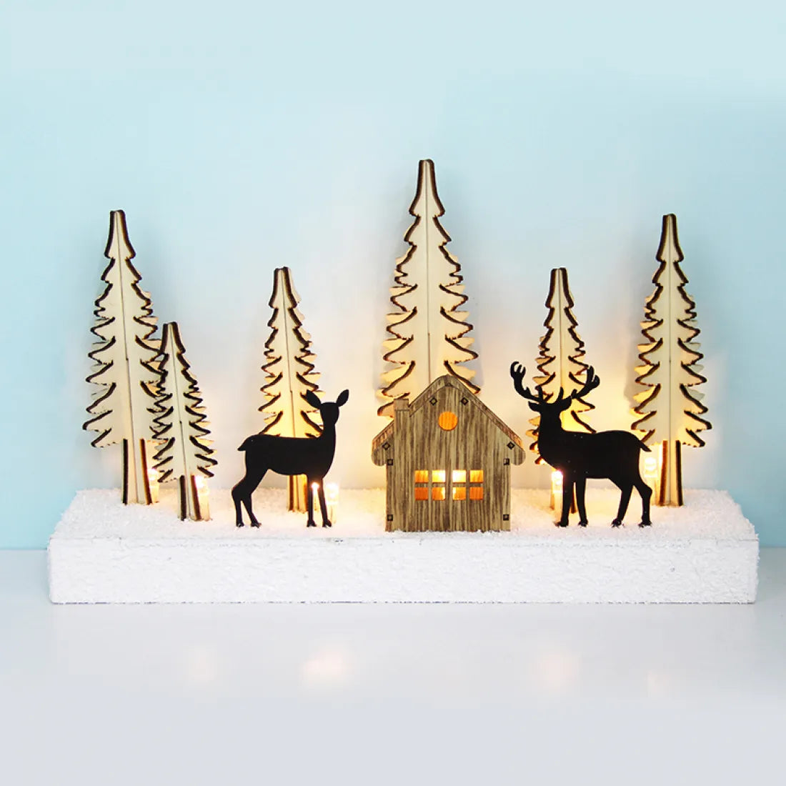 ΧΡΙΣΤ/ΚΟ ΔΙΑΚ/ΚΟ PLYWOOD XMAS SCENERY TREE 10LED ΘΕΡΜΟ ΜΠΑΤΑΡΙΑΣ 2*ΑΑ - ledmania.gr