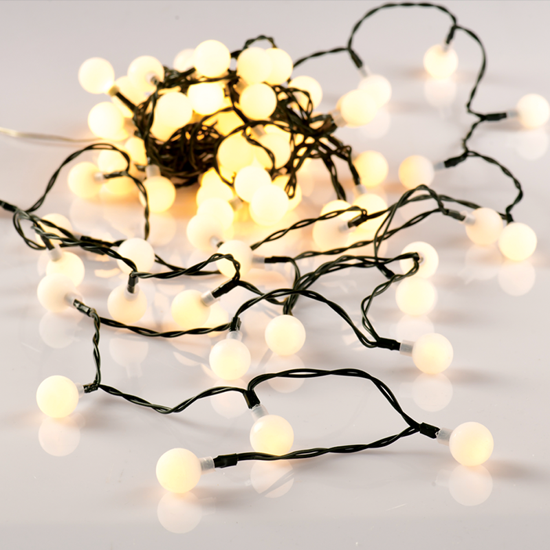 ^ "WHITE BALL" 80 WW LED ΛΑΜΠ. ΣΕΙΡΑ, 10CM, ΑΝΤΑΠΤ (4.5V) & ΣΤΑΘ., ΕΠΕΚΤ (ΜΑΧ 3) IP44, 8m+3m - ledmania.gr