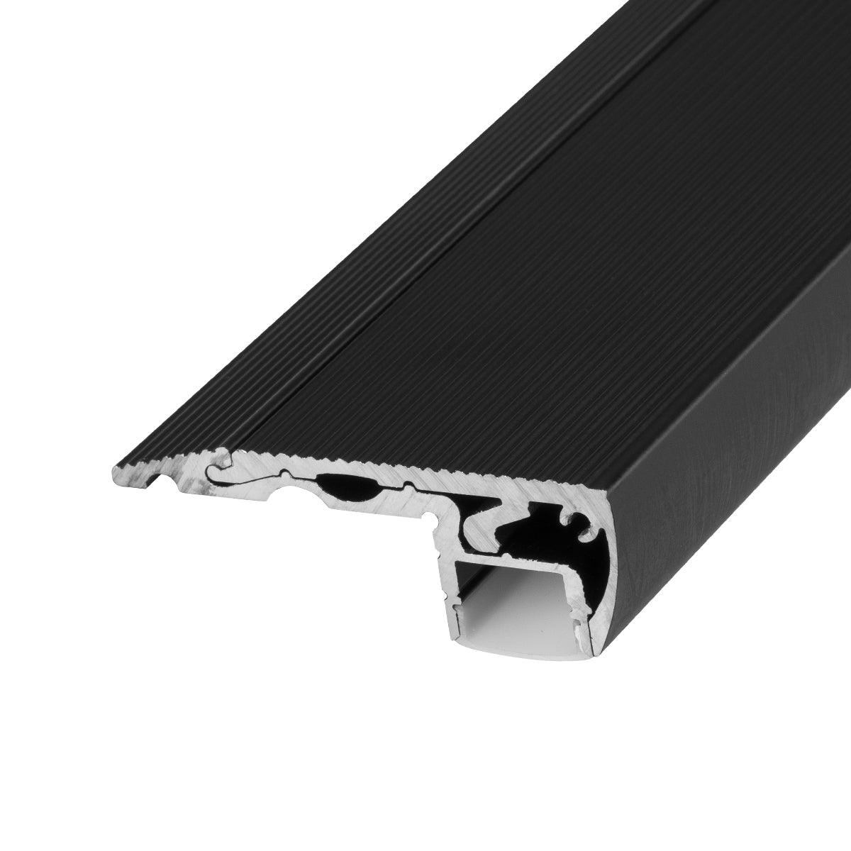 GloboStar® 70841-1M Προφίλ Αλουμινίου για Σκαλοπάτια Μαύρο με Λευκό Οπάλ Κάλυμμα για 1 Σειρά Ταινίας LED Πατητό - Press On 1 Μέτρο - ledmania.gr